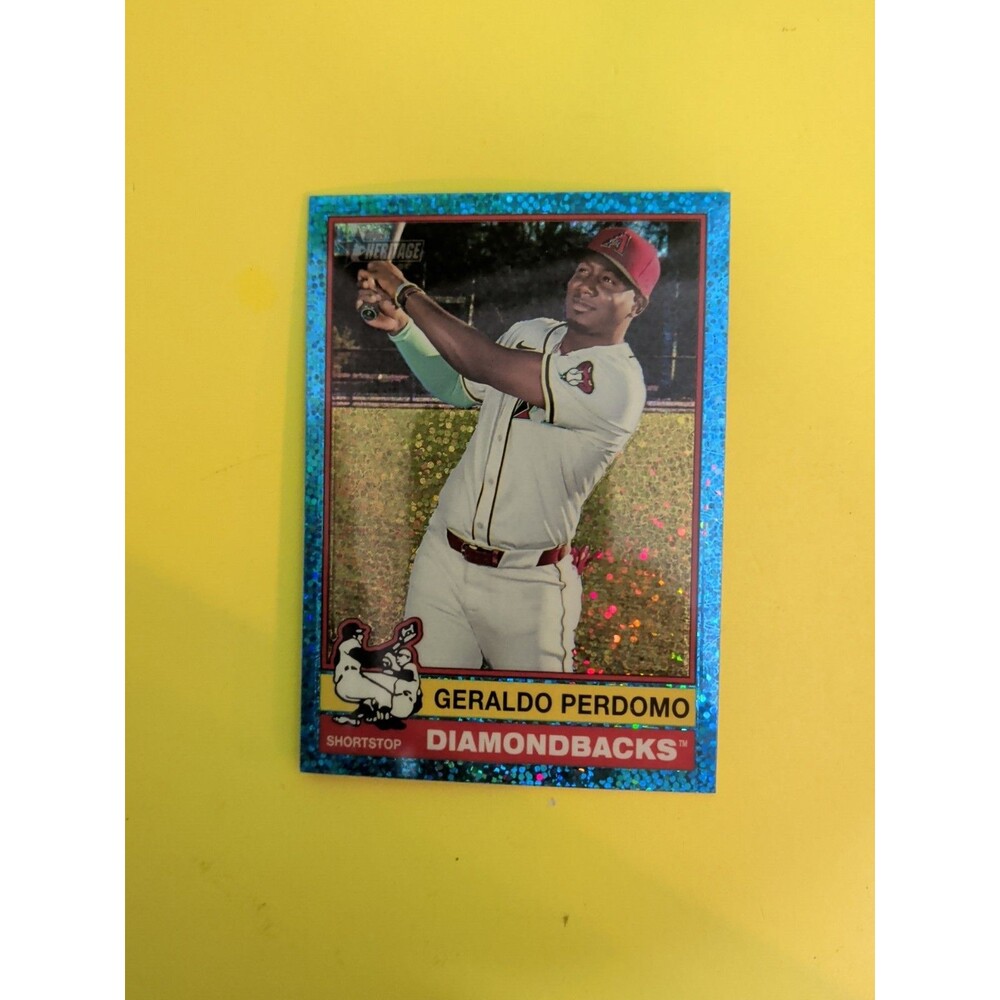2025 TOPPS HERITAGE BLUE SPARKLE REFRACTOR #157 GERALDO PERDOMO DIAMONDBACKS